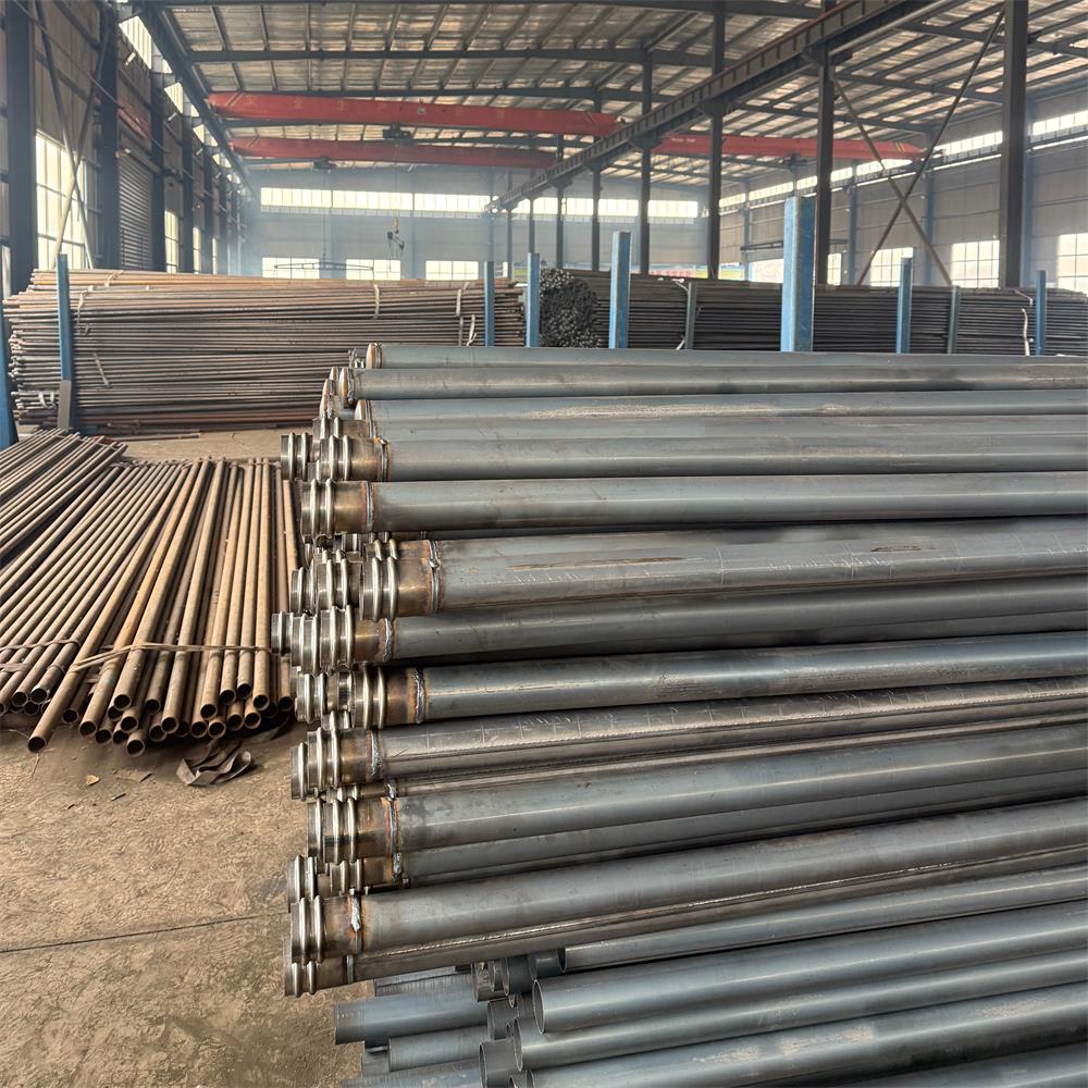 宝益德钢管漯河市销售处 厂区及加工车间
